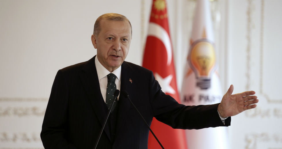 Ηγετική επανεμφάνιση Ερντογάν στον μουσουλμανικό κόσμο