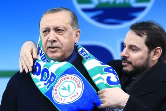 Καυτή πατάτα η οικονομία για τον Ερντογάν