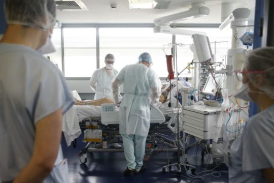Δοκιμάζεται σκληρά η Γαλλία