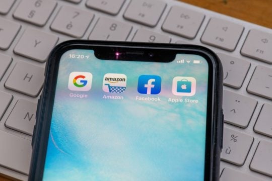 Γαλλία: Ο ψηφιακός φόρος στις πολυεθνικές «GAFA» θα επιβληθεί τελικά εντός του 2020