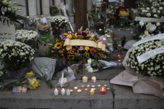 Με Covid-19 ο δράστης στη Νίκαια, ακόμα 4 συλλήψεις