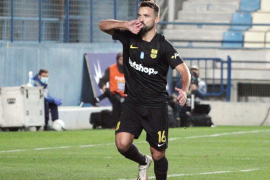 Ασταμάτητος στην κορυφή με ιστορικό ρεκόρ ο Αρης