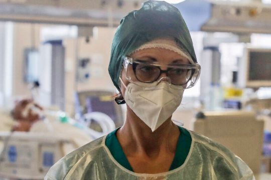 «Θα ουρλιάζουμε “σαν λύκοι” για την επικίνδυνη κατάσταση»