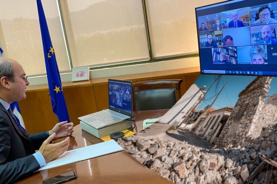 Ετοιμόρροπα σχέδια επί χάρτου