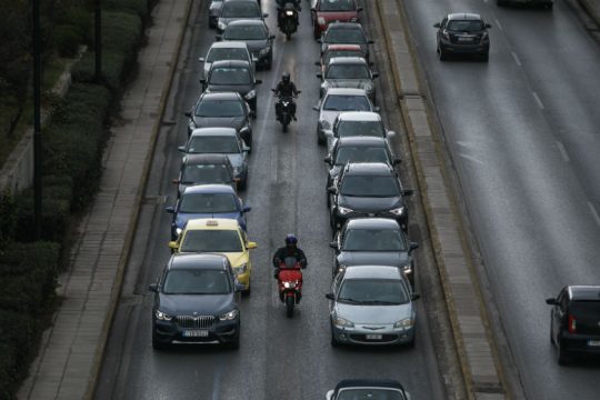 Αυξημένη η κίνηση στους εθνικούς δρόμους