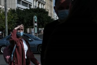 Οι μάσκες και οι γελοιότητες