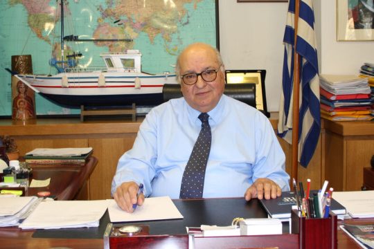 Σε απραξία πάλι η κρουαζιέρα