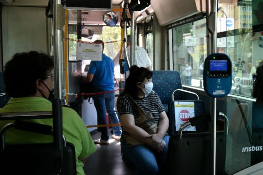 Τι περιλαμβάνει η ΚΥΑ με τα μέτρα για την οργάνωση του τόπου και χρόνου εργασίας