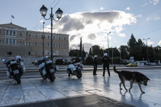 Ατομική ευθύνη, υποκρισία και παραλογισμός
