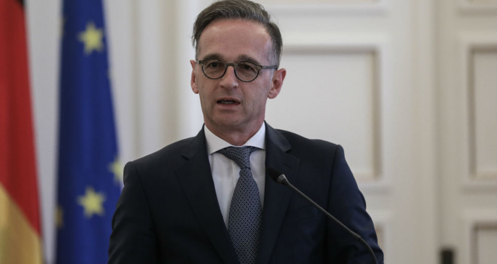 Ασυνήθιστες δηλώσεις Μάας ανήμερα των αμερικανικών εκλογών