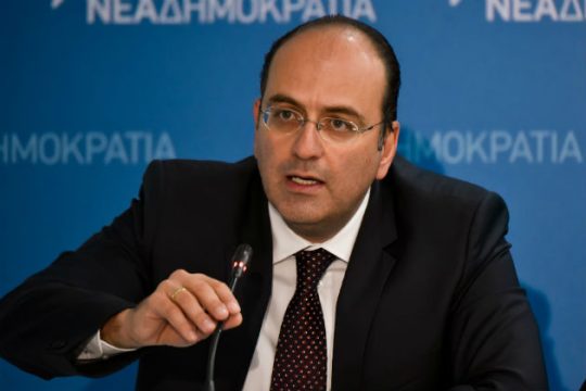 Άμεση παραίτηση Μακάριου Λαζαρίδη
