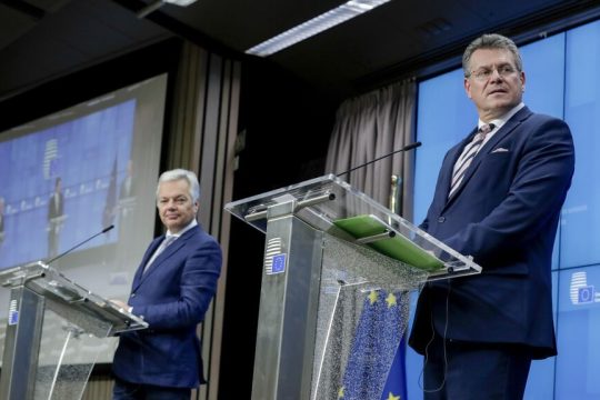 Παράταση αδιεξόδου στην Ε.Ε.