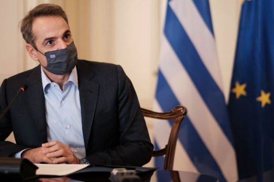 Μονιμοποίηση εντατικολόγων κατόπιν εορτής προανήγγειλε ο Μητσοτάκης