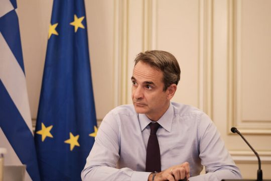 Στο Αμπού Ντάμπι με τριπλή ατζέντα