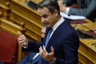 «Εμείς τη δουλειά μας, εσείς στα αυγά σας»