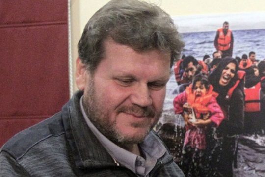 Δικαιώθηκε για τον χαρακτηρισμό «νεοναζί» σε γυμνασιάρχη