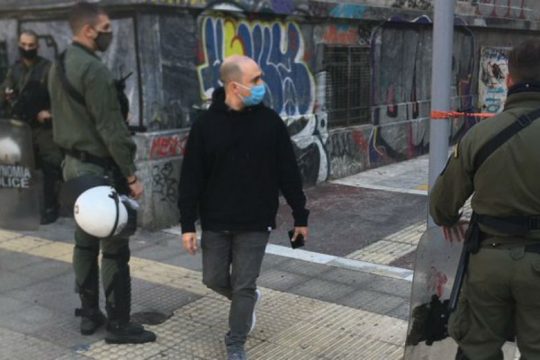 Μητσοτάκης: «Στο Πολυτεχνείο υπήρχαν και Δεξιοί» – Από μέσα ή απέξω;