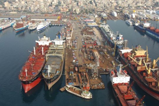 Στη Βουλή η προστασία των μικρομεσαίων ναυπηγοεπισκευαστών