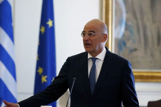 Δένδιας: Ανοιχτοί στη συνεργασία με τον όρο του σεβασμού του Διεθνούς Δικαίου