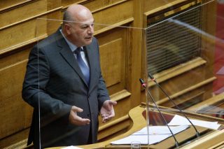 Αδιαφάνεια με πρόσχημα την πανδημία