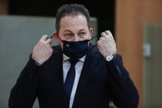 Σταδιακά η άρση περιορισμών