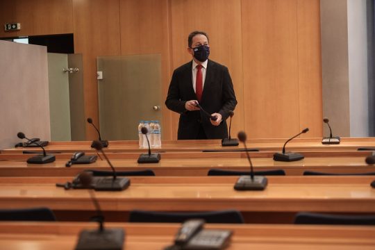 Τα λεφτά πιάνουν τόπο