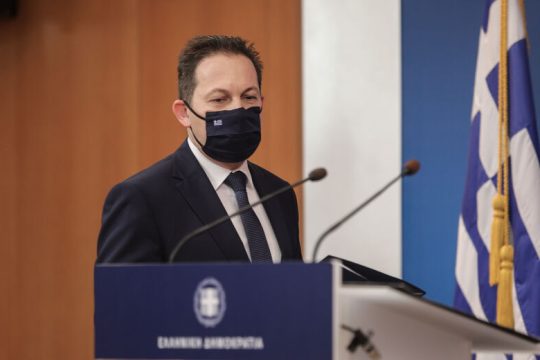 «Κατά προσέγγιση» το 1 εκατομμύριο SMS για άθληση του Πέτσα