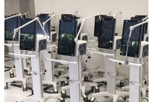 Η ΓΙΩΤΗΣ Α.Ε. παρέδωσε στο Υπουργείο Υγείας 20 αναπνευστήρες υψηλής τεχνολογίας
