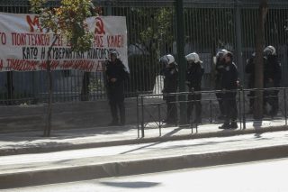 Ελληνική Αστυνομία σαν τη «Μεγάλη των Μπάτσων Σχολή»