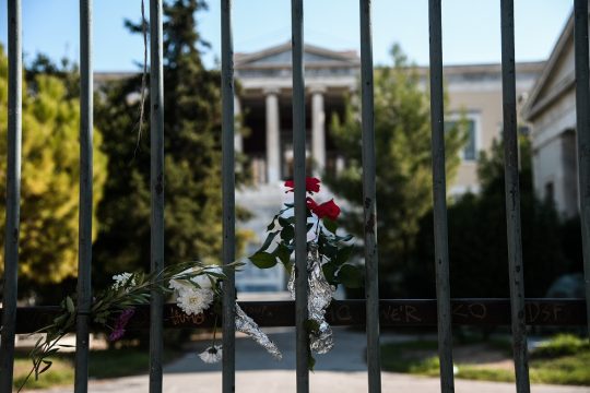 Υπεροψία, μέθη και ευήθεια -ρεσιτάλ…