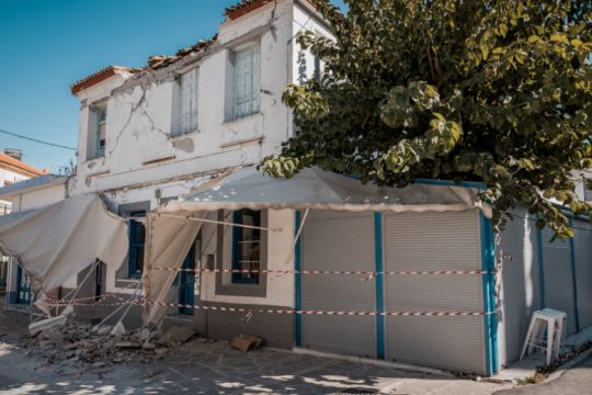 Προσωρινά ακατάλληλα 11 σχολεία στη Σάμο