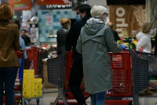 «Μπλόκο» στα διαρκή αγαθά στα σούπερ μάρκετ;