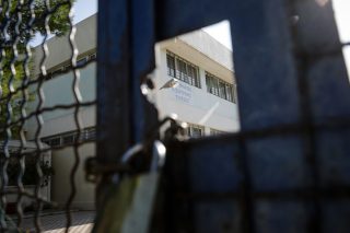 Τηλε-«εκπαίδευση» από τα 5 μέχρι τις 5 με δικά σας έξοδα!
