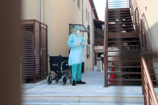 Covid-19: Τρίτο γηροκομείο στη Θεσσαλονίκη με πολλά κρούσματα