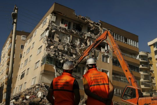 Πανικός λόγω σεισμού 4,7 Ρίχτερ στην ανατολική Τουρκία