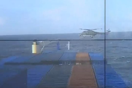 Η Τουρκία εμπόδισε τον έλεγχο ύποπτου πλοίου από γερμανική φρεγάτα