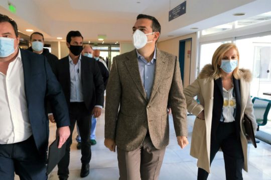 «Η κυβέρνηση ούτε μπορεί αλλά ούτε και θέλει να ενισχύει το ΕΣΥ»