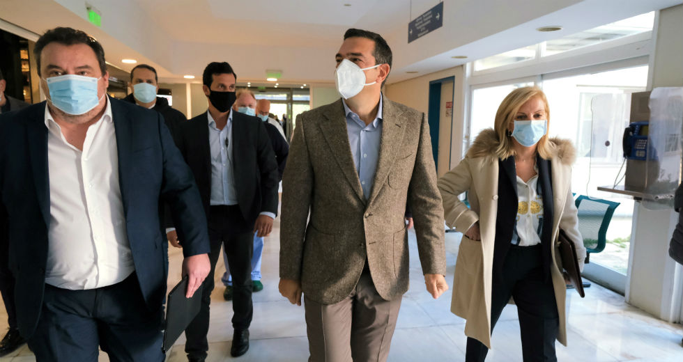 «Η κυβέρνηση ούτε μπορεί αλλά ούτε και θέλει να ενισχύει το ΕΣΥ»