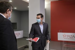 Επιεικής ο Τσίπρας μέχρι παρεξηγήσεως!