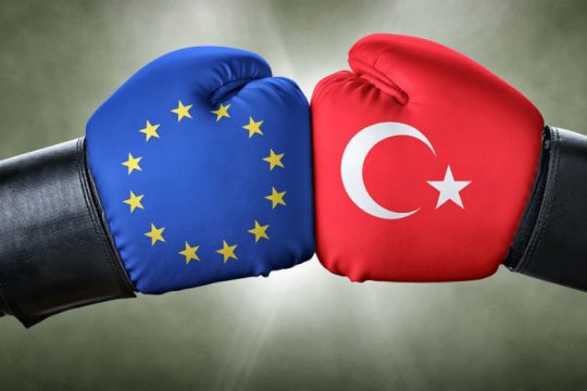 Για επιβολή κυρώσεων στην Τουρκία πιέζουν Γαλλία – Ευρωκοινοβούλιο