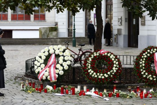 Τα θύματα της τρομοκρατικής επίθεσης στη Βιέννη