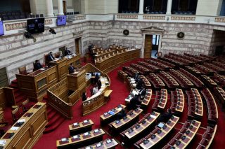 Πολιτική θύελλα στη Βουλή