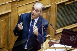 Παραλήρημα Βελόπουλου για το εμβόλιο