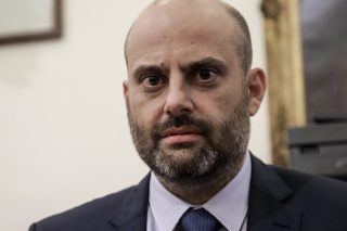 Ζητούνται στοιχεία για την Εθνική Αρχή Διαφάνειας