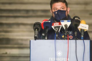 Ν. Χαρδαλιάς: Σταθερά κρίσιμη η κατάσταση στη Θεσσαλονίκη, «κόφτης» στο ρεβεγιόν