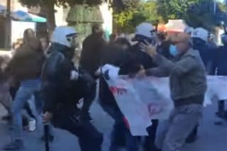 «Έχουμε απαγόρευση της πολιτικής δράσης»