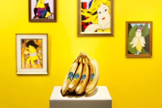 Η Chiquita παρουσιάζει μια νέα, εορταστική συλλογή αυτοκόλλητων προς τιμήν της κλασικής τέχνης