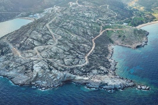 Ιος: Πρόβα τζενεράλε για την ιδιωτικοποίηση των τοπίων ιδιαιτέρου φυσικού κάλλους του Αιγαίου;