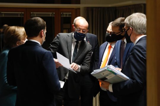 Νίκη στα σημεία για Ουγγαρία και Πολωνία