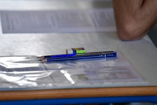 Πανελλαδικές: μείωση εισακτέων και σχολών